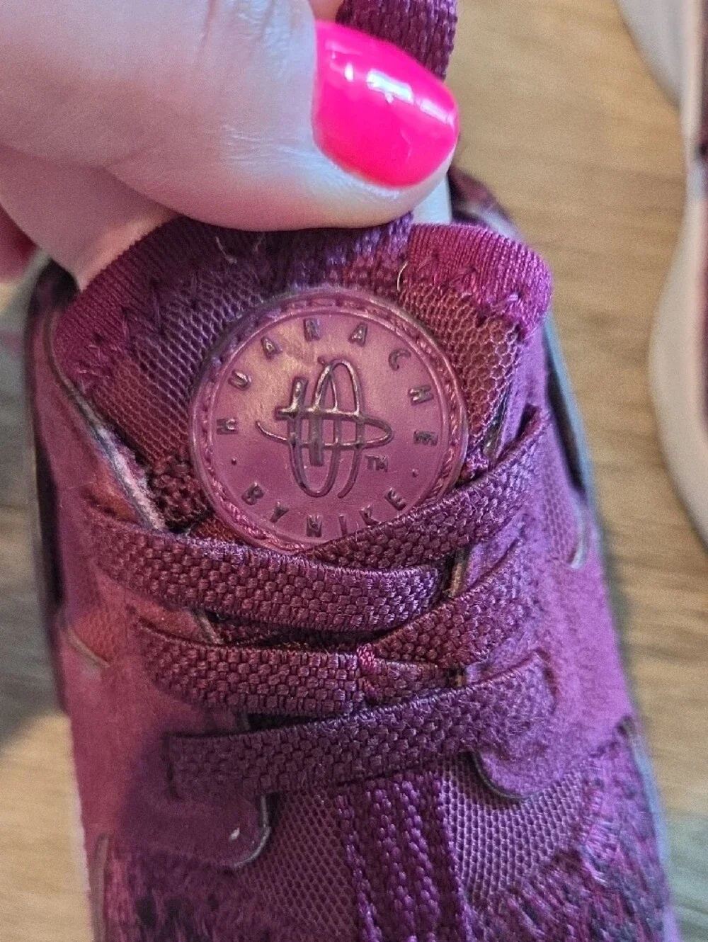 Nike Huarache Kids Burgundy/Purple Casual Sneakers Size 7 Run Small